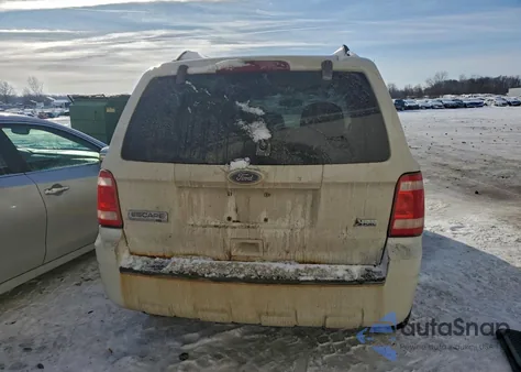 2010 Ford Escape Xlt from USA, damaged, VIN 1FMCU0DG8AKA47156